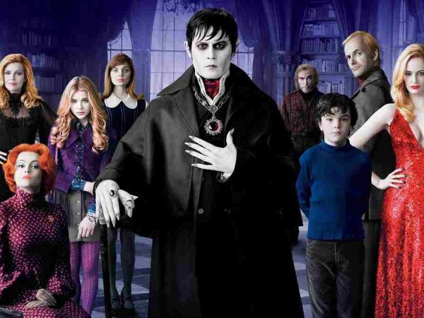 Sinopsis Film Dark Shadows Dari Awal Hingga Akhir